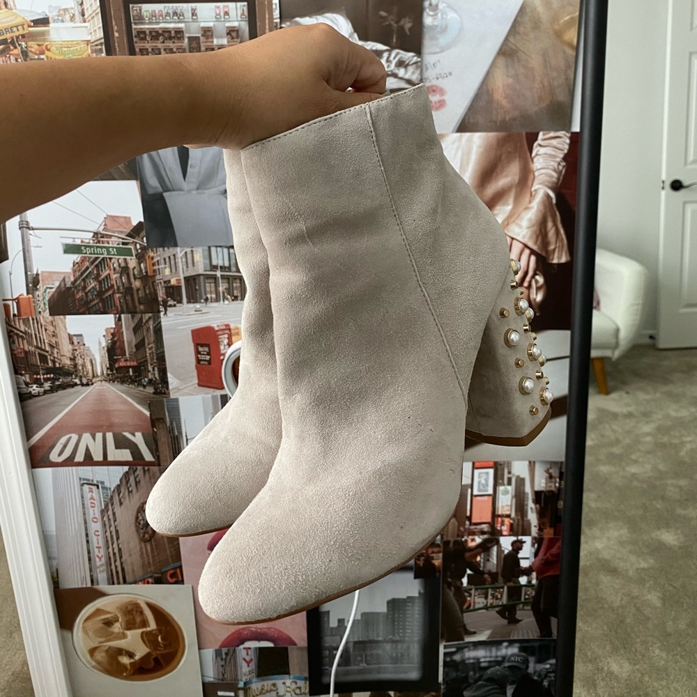 Steve Madden Booties size 8